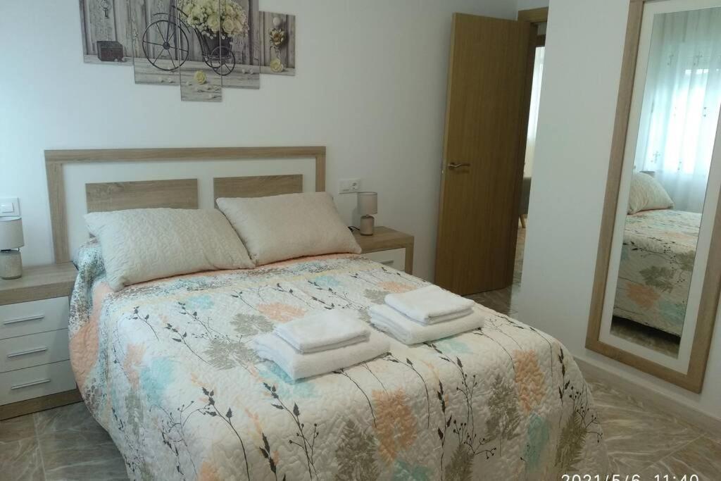 Apartamentos Yeik 101 Muxia Luaran gambar